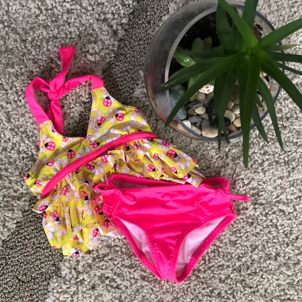 🎀Infant 2 pc bikini with lady bugs🎀